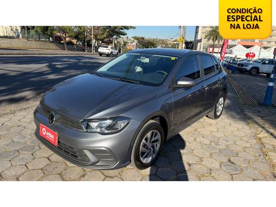 VOLKSWAGEN POLO 1.0 MPI MANUAL VOLKSWAGEN POLO 1.0 MPI MANUAL